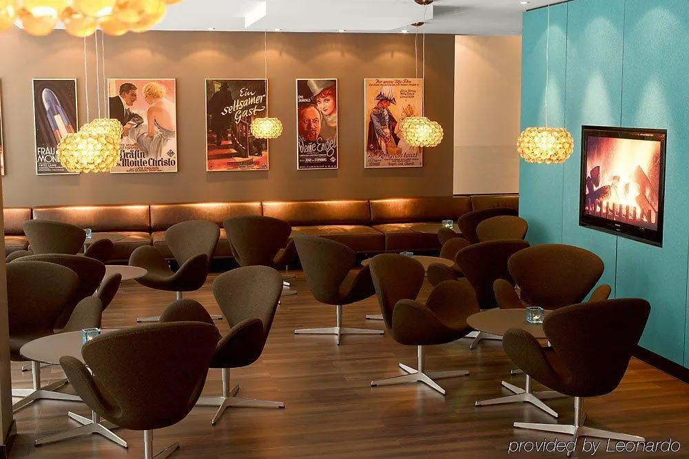 *** Hotel Motel One Berlin-Tiergarten Germania